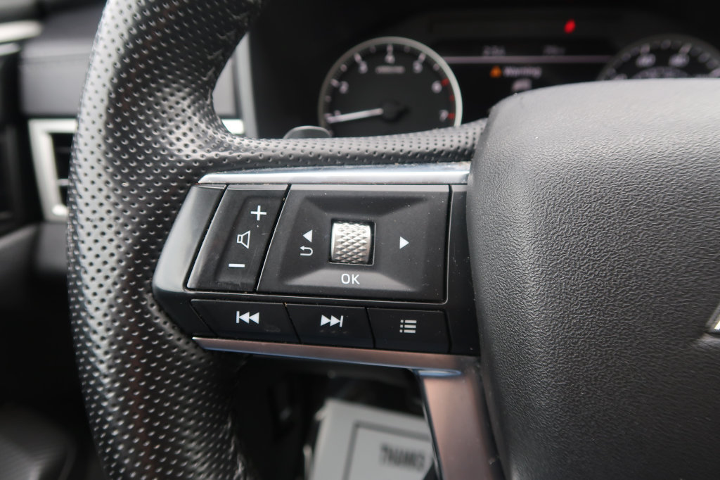 Used 2024 Mitsubishi Outlander AWD image 24