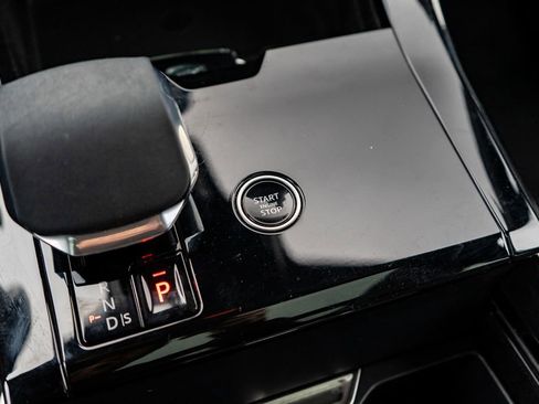 Used 2024 Land Rover Range Rover Sport Dynamic SE image 26