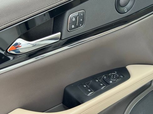 Used 2021 Lincoln Nautilus Reserve w/ Equipment Group 201A image 23