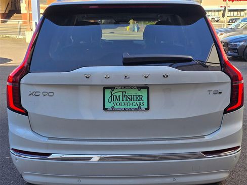 New 2026 Volvo XC90 T8 Ultra w/ Protection Package Premier image 13