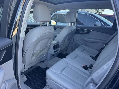 Used 2024 Audi Q7 3.0T Premium Plus image 25