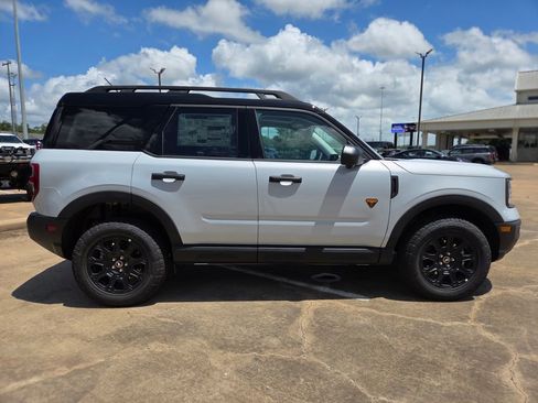 New 2026 Ford Bronco Sport Badlands w/ Badlands Tech Package AWD/4WD image 11