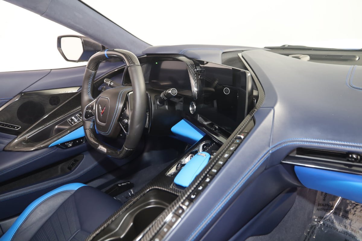 Used 2024 Chevrolet Corvette Z06 w/ Stealth Interior Trim Package RWD image 61