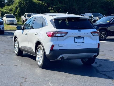 Used 2022 Ford Escape SE w/ Cold Weather Package AWD/4WD image 15