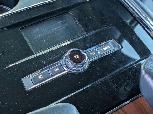 Used 2021 Lincoln Navigator Reserve AWD/4WD image 14