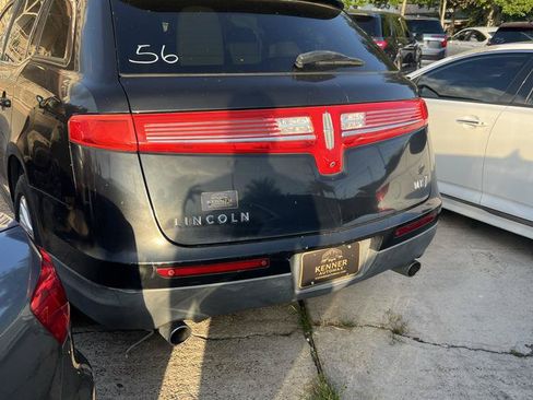 Used 2010 Lincoln MKT 2WD image 5