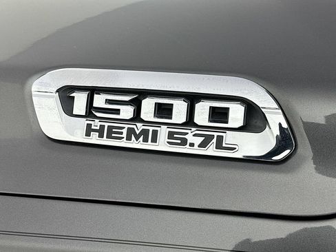 Used 2019 RAM 1500 Big Horn RWD image 27