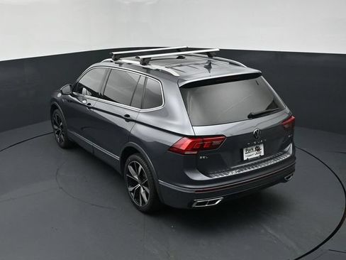 Used 2022 Volkswagen Tiguan SEL R-Line AWD/4WD image 16