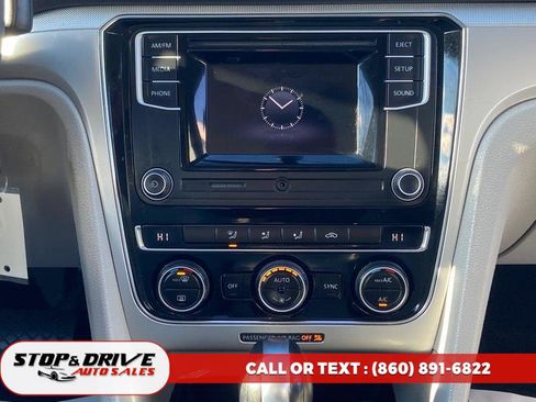 Used 2016 Volkswagen Passat 1.8T S image 12