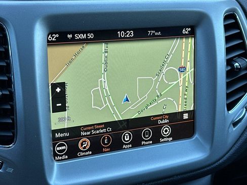 Used 2021 Jeep Compass Latitude w/ Sun and Sound Group image 19