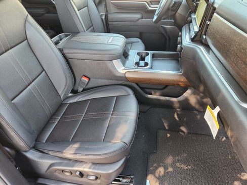 New 2026 Chevrolet Silverado 3500 High Country w/ High Country Premium Package image 19