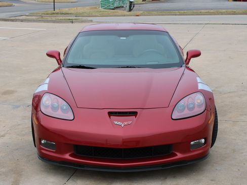 Used 2012 Chevrolet Corvette Grand Sport w/ 3LT Preferred Equipment Group image 5