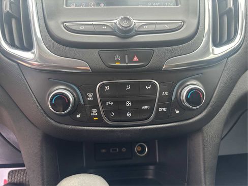 Certified 2023 Chevrolet Equinox LT image 28