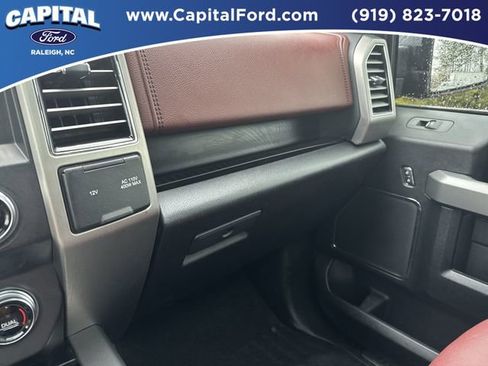 Used 2018 Ford F150 Platinum w/ Equipment Group 701A Luxury image 27