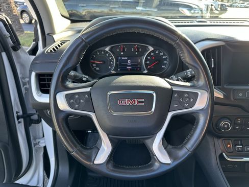 Used 2020 GMC Terrain SLE image 13