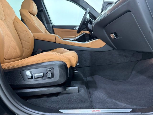 Certified 2024 BMW X5 xDrive40i w/ Parking Assistance Package AWD/4WD image 20