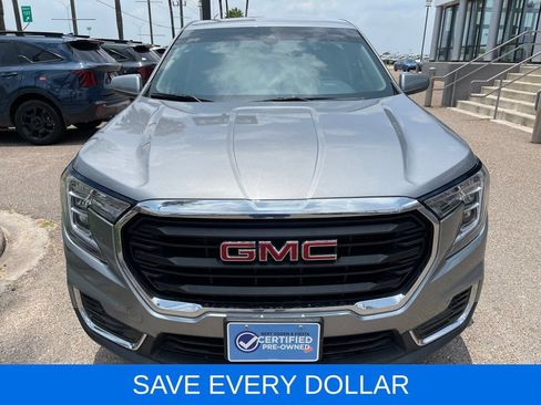 Used 2024 GMC Terrain SLE w/ LPO, Floor Liner Package FWD image 2