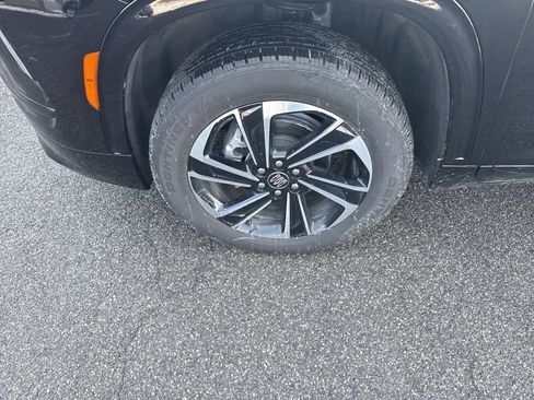 Used 2026 Buick Enclave Sport Touring w/ Power Package image 11