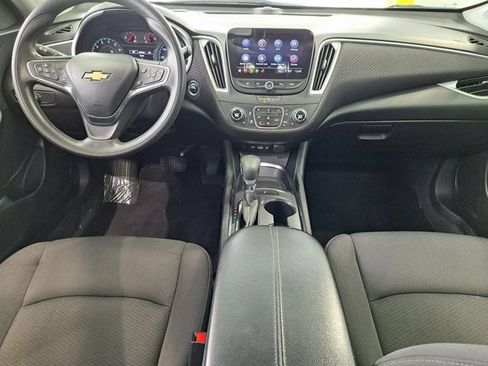 Used 2023 Chevrolet Malibu LT FWD image 7