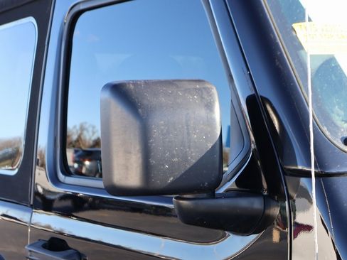 Used 2020 Jeep Wrangler Sport image 12