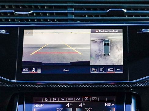 Used 2023 Audi SQ7 Prestige w/ Prestige Package image 15