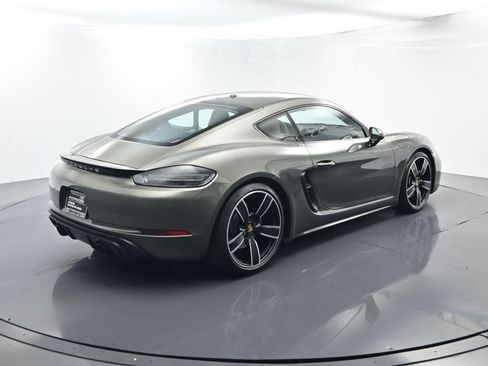 Used 2024 Porsche 718 Cayman GT4 image 15