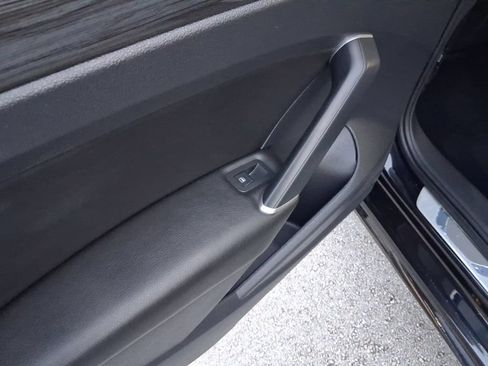 Certified 2021 Volkswagen Passat 2.0T R-Line FWD image 12