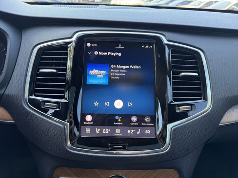 Certified 2023 Volvo XC90 B5 Plus w/ Protection Package Premier image 23