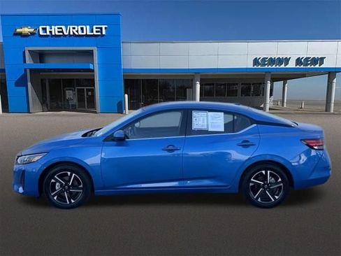 Used 2025 Nissan Sentra SV FWD image 29