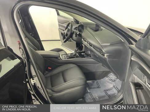 Used 2025 MAZDA CX-30 AWD 2.5 S w/ Preferred Package image 15