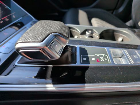 Certified 2022 Audi S6 Premium Plus AWD/4WD image 26