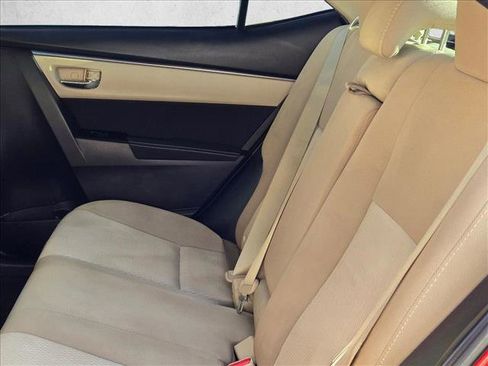 Used 2015 Toyota Corolla LE image 18