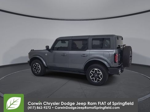 Used 2024 Ford Bronco Outer Banks AWD/4WD image 10