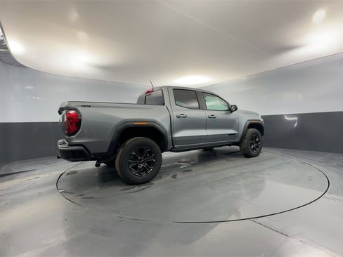New 2025 GMC Canyon Elevation w/ Convenience Package image 5