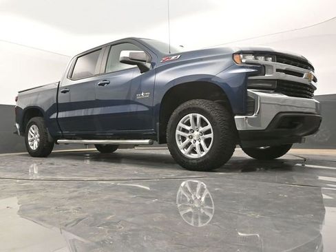 Used 2019 Chevrolet Silverado 1500 LT w/ Texas Edition AWD/4WD image 43