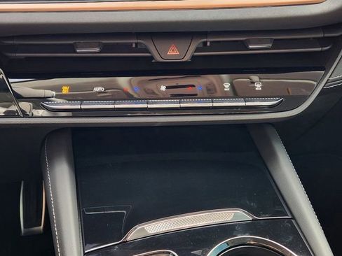 New 2025 Buick Envision Sport Touring image 15