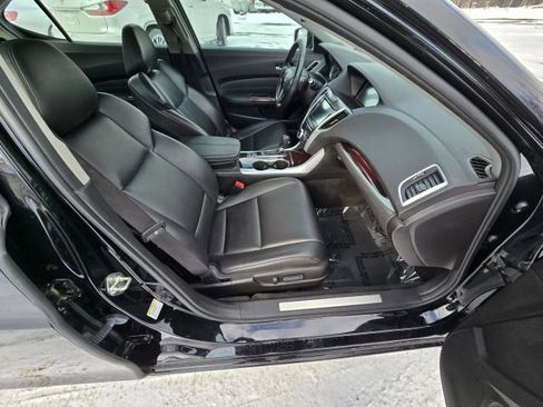 Used 2017 Acura TLX FWD image 16