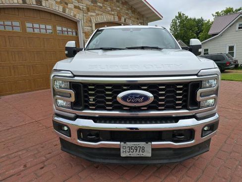 Used 2023 Ford F350 Lariat image 8