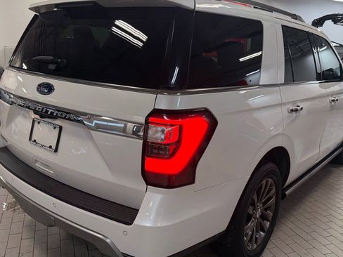 Used 2019 Ford Expedition Limited image 21