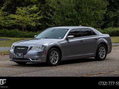 Used 2017 Chrysler 300 C