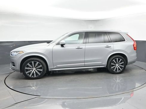Used 2024 Volvo XC90 B5 Core w/ Protection Package Premier AWD/4WD image 4