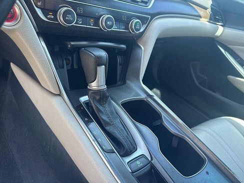 Used 2020 Honda Accord EX image 35