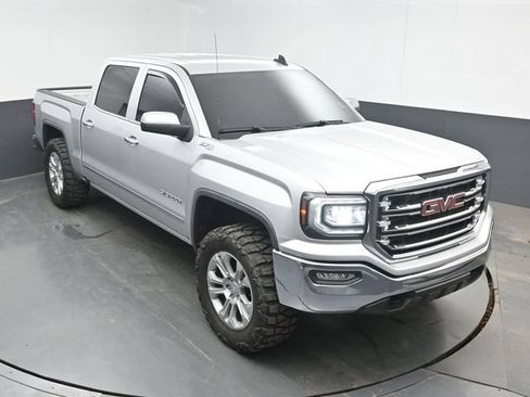 Used 2018 GMC Sierra 1500 SLT w/ SLT Premium Package AWD/4WD image 31