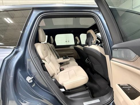 Used 2025 Volvo EX90 Ultra AWD/4WD image 50
