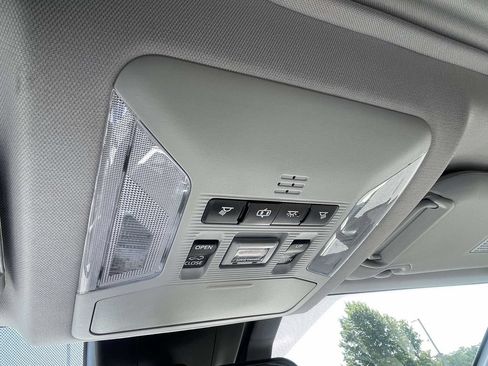 Used 2019 Toyota RAV4 XLE Premium w/ Cold Weather Package FWD image 32