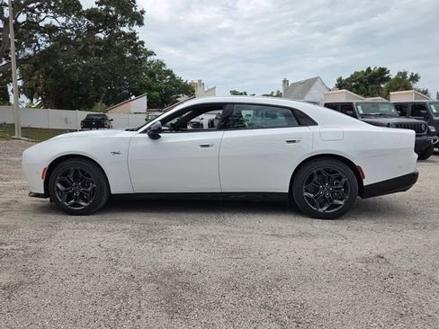 New 2026 Dodge Charger R/T w/ Driver Convenience Group AWD/4WD image 4