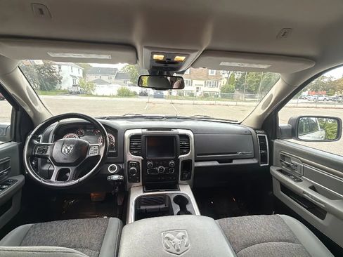 Used 2018 RAM 1500 Big Horn image 19