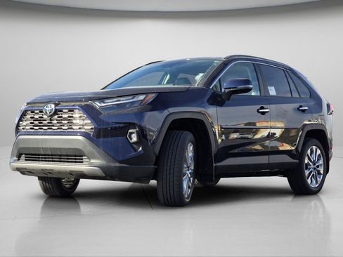 New 2025 Toyota RAV4 Limited image 19