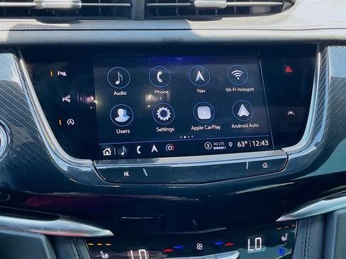 Used 2024 Cadillac XT6 Sport w/ Technology Package AWD/4WD image 13