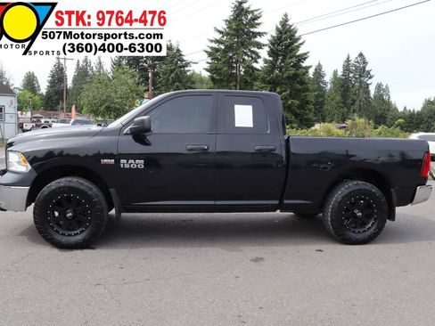 Used 2014 RAM 1500 ST w/ SXT Appearance Group AWD/4WD image 3